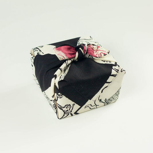 Furoshiki Chôjûgiga bifacciale (nero e rosa, 50 cm)