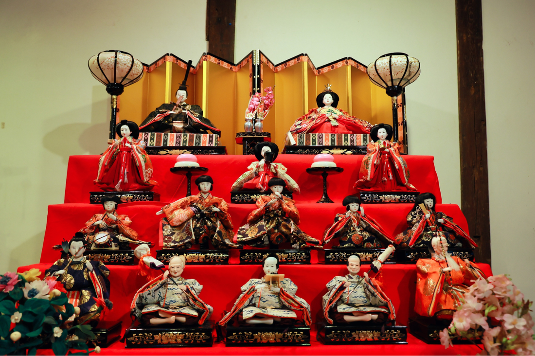 Hina Matsuri : La fête des poupées au Japon & comment la célébrer chez soi
