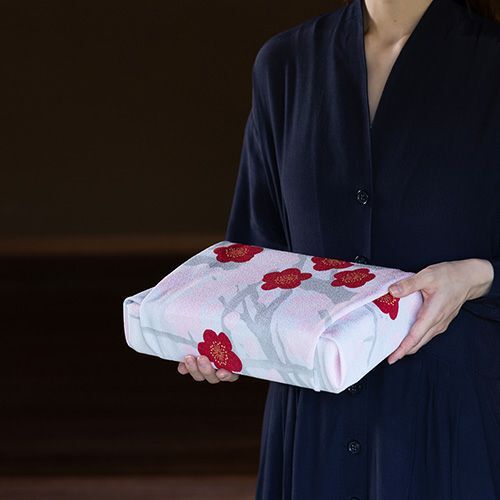 Furoshiki Koetsu Chirimen - Ume (gris, 70 cm)