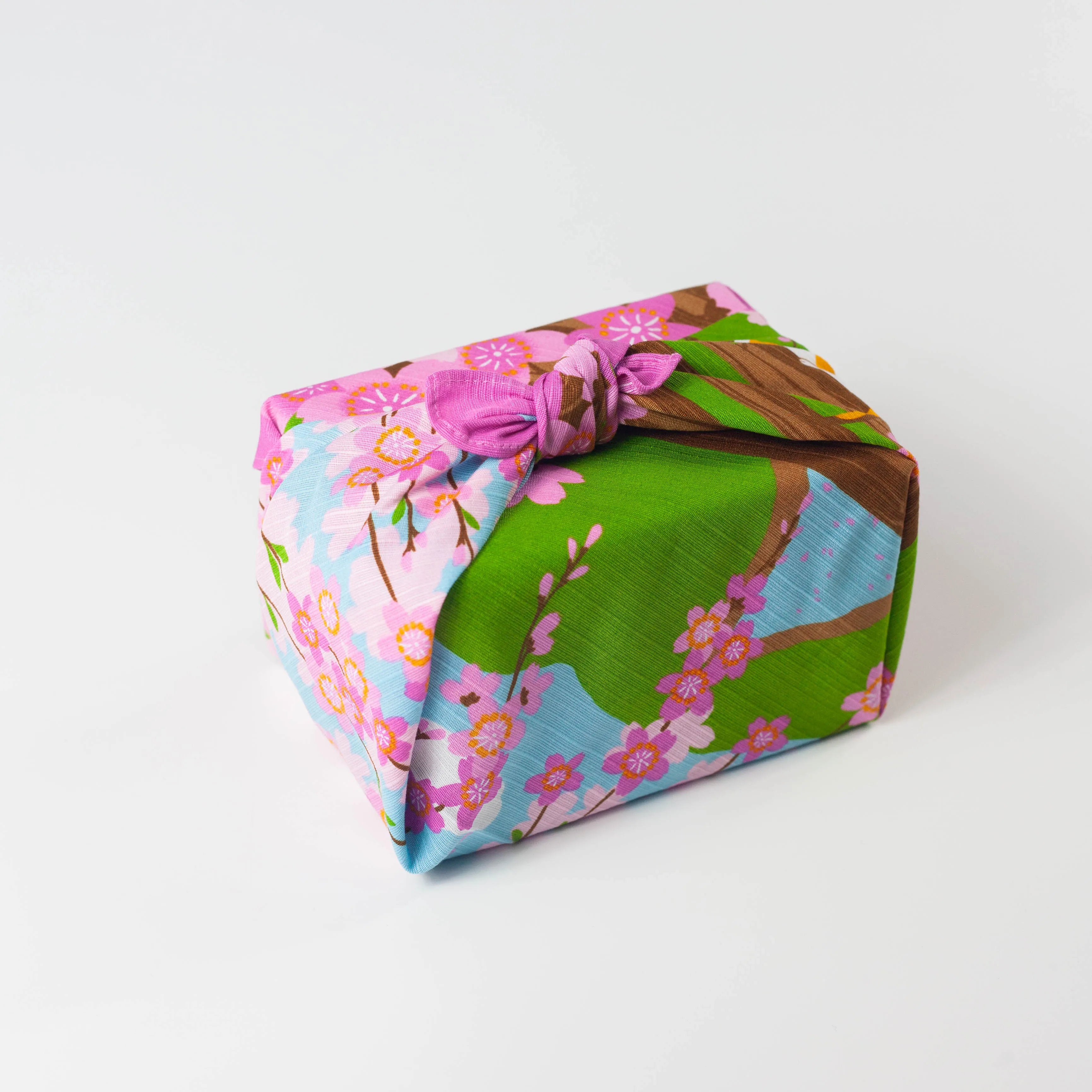 Furoshiki Mikeneko Sakura (50 cm)