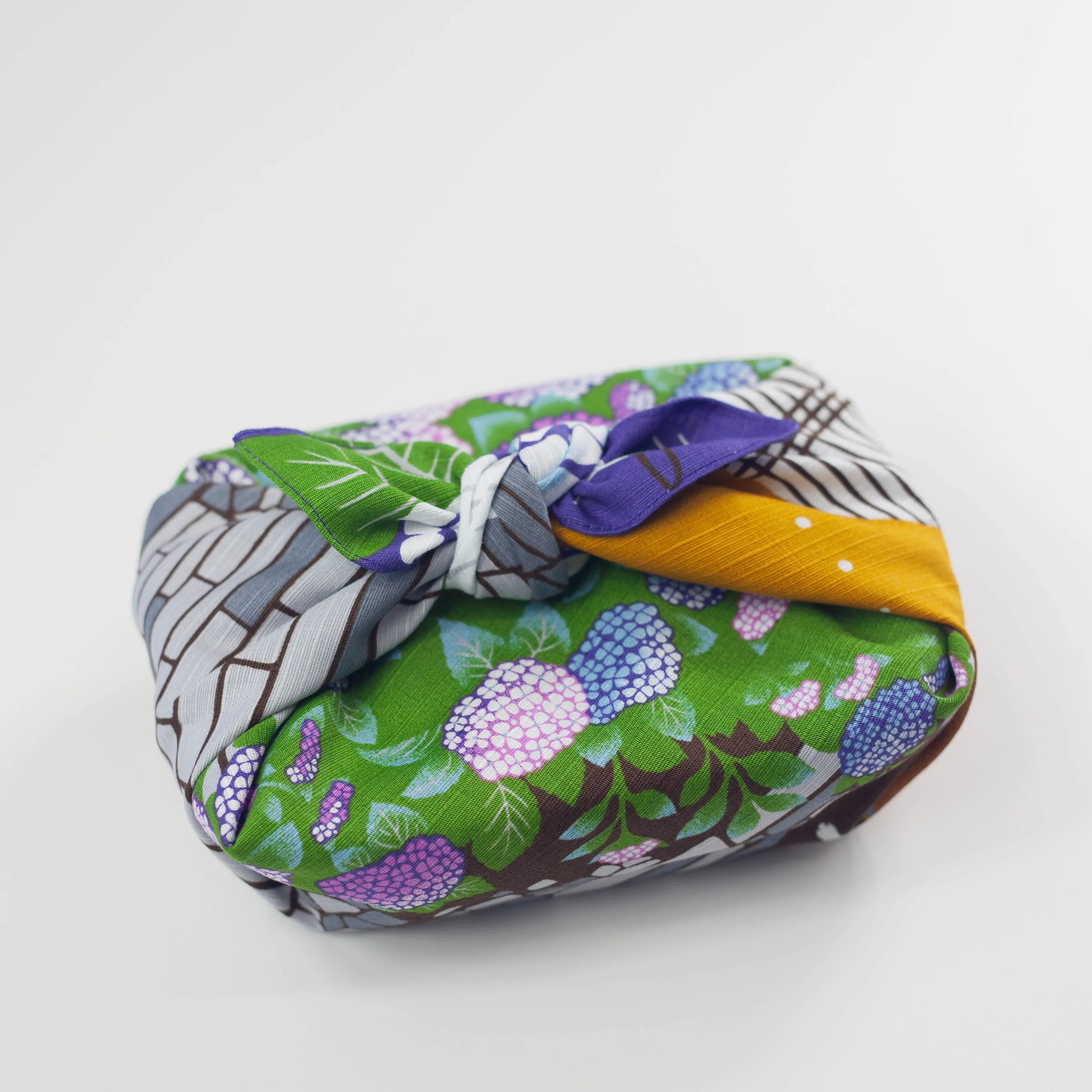 Furoshiki Mikeneko Tsuyu (50 cm)