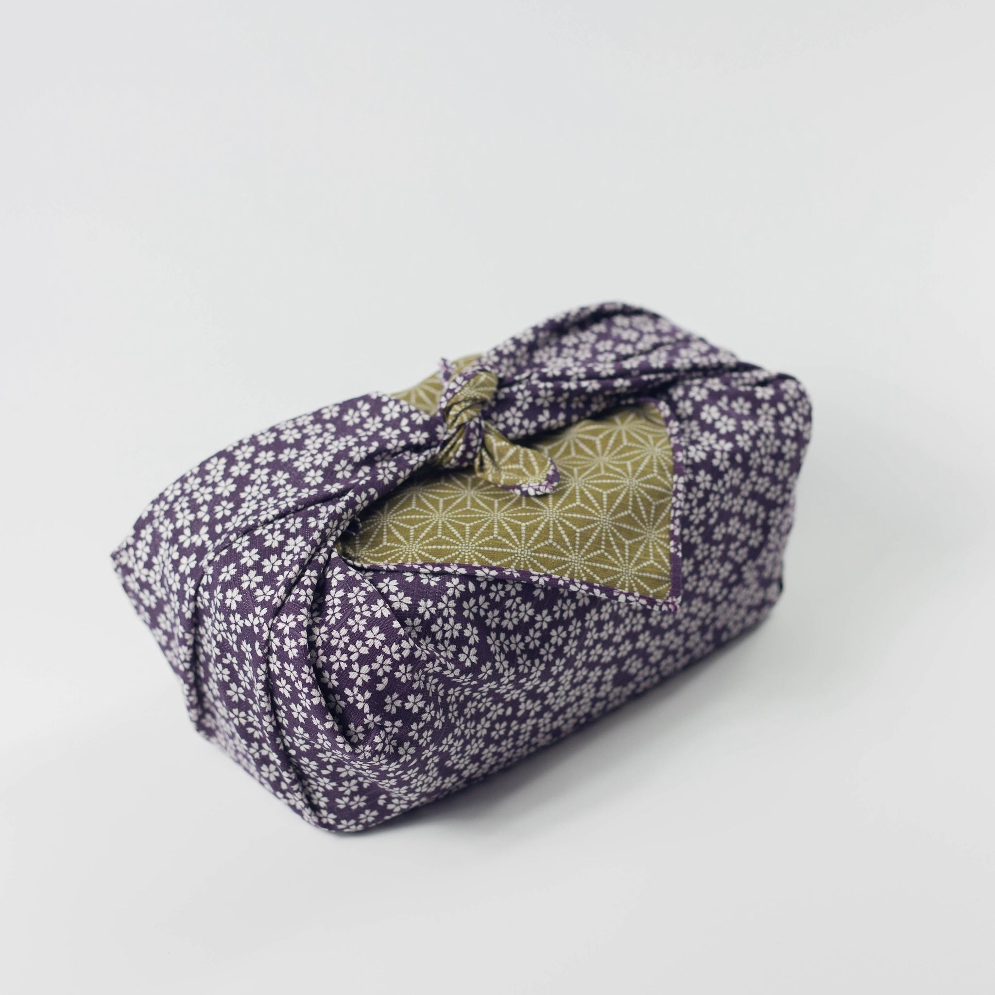 Furoshiki double face Asanoha Sakura (vert et violet, 50 cm)