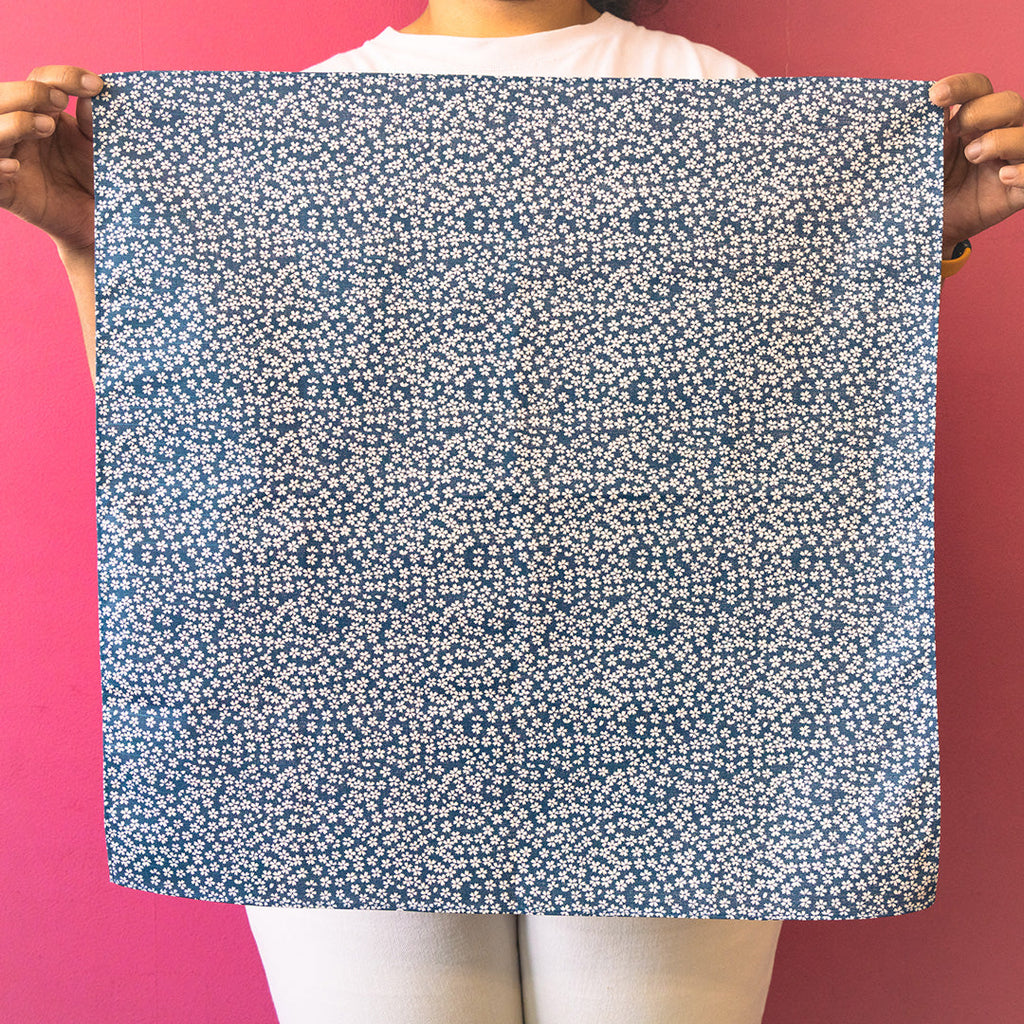 Furoshiki double face Asanoha Sakura (bleu marine et rouge, 50 cm)