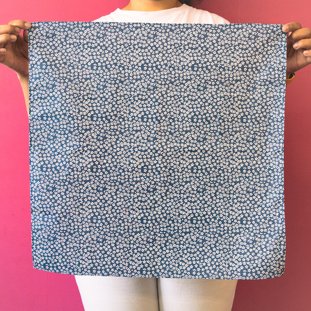 Furoshiki double face Asanoha Sakura (bleu marine et rouge, 50 cm)