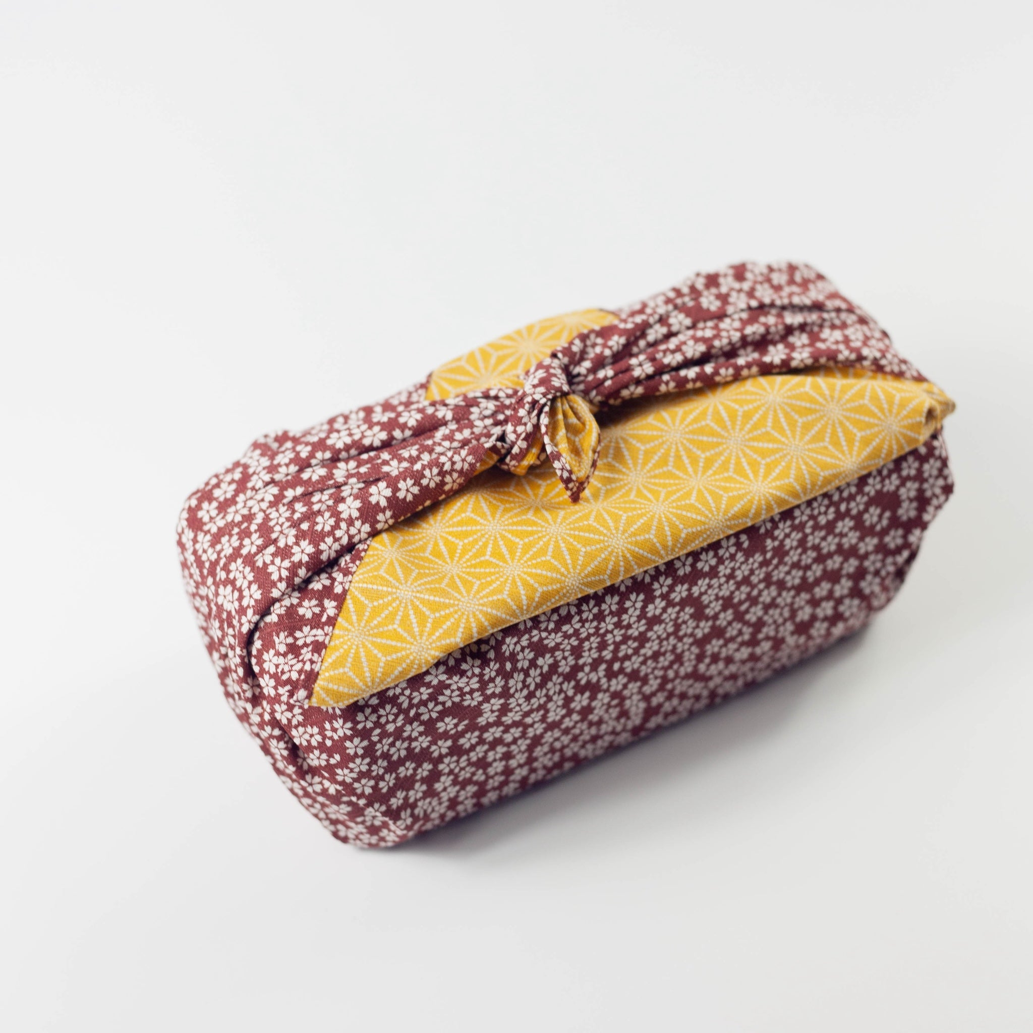 Furoshiki double face Asanoha Sakura (rouge bordeaux et or, 50 cm)