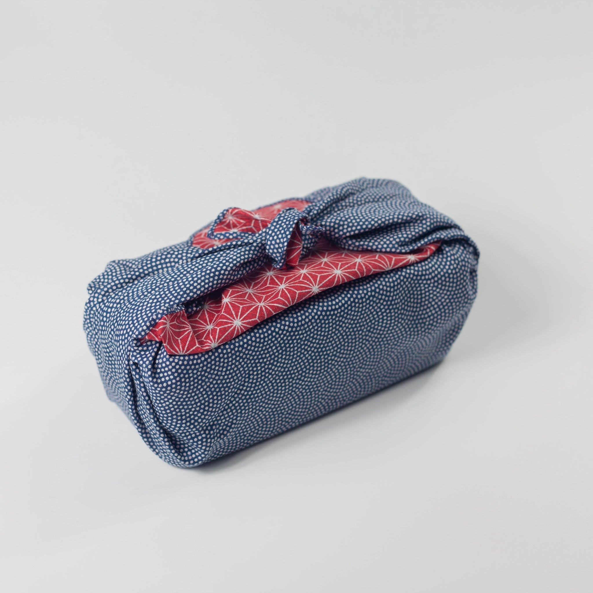 Furoshiki double face Asanoha Nami (rouge et bleu, 50 cm)