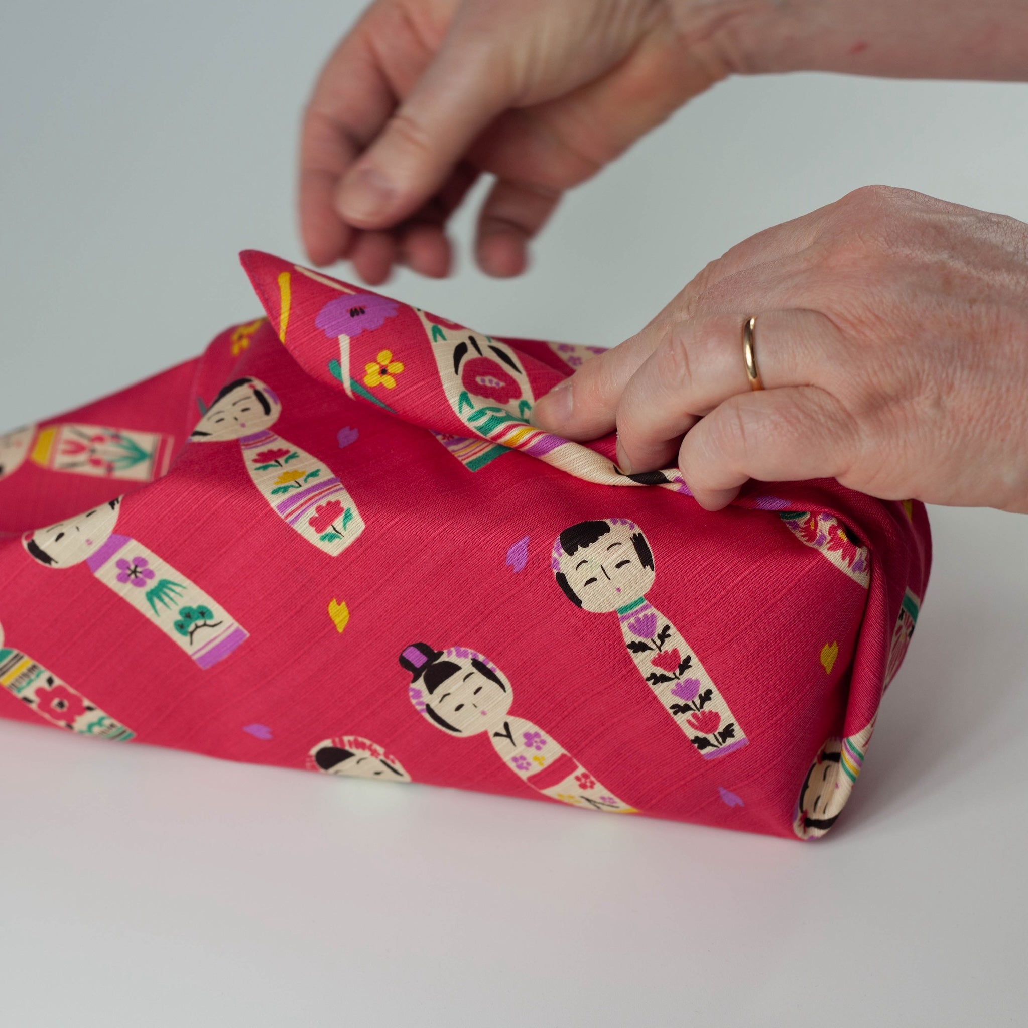 Kokeshi Furoshiki (50cm)