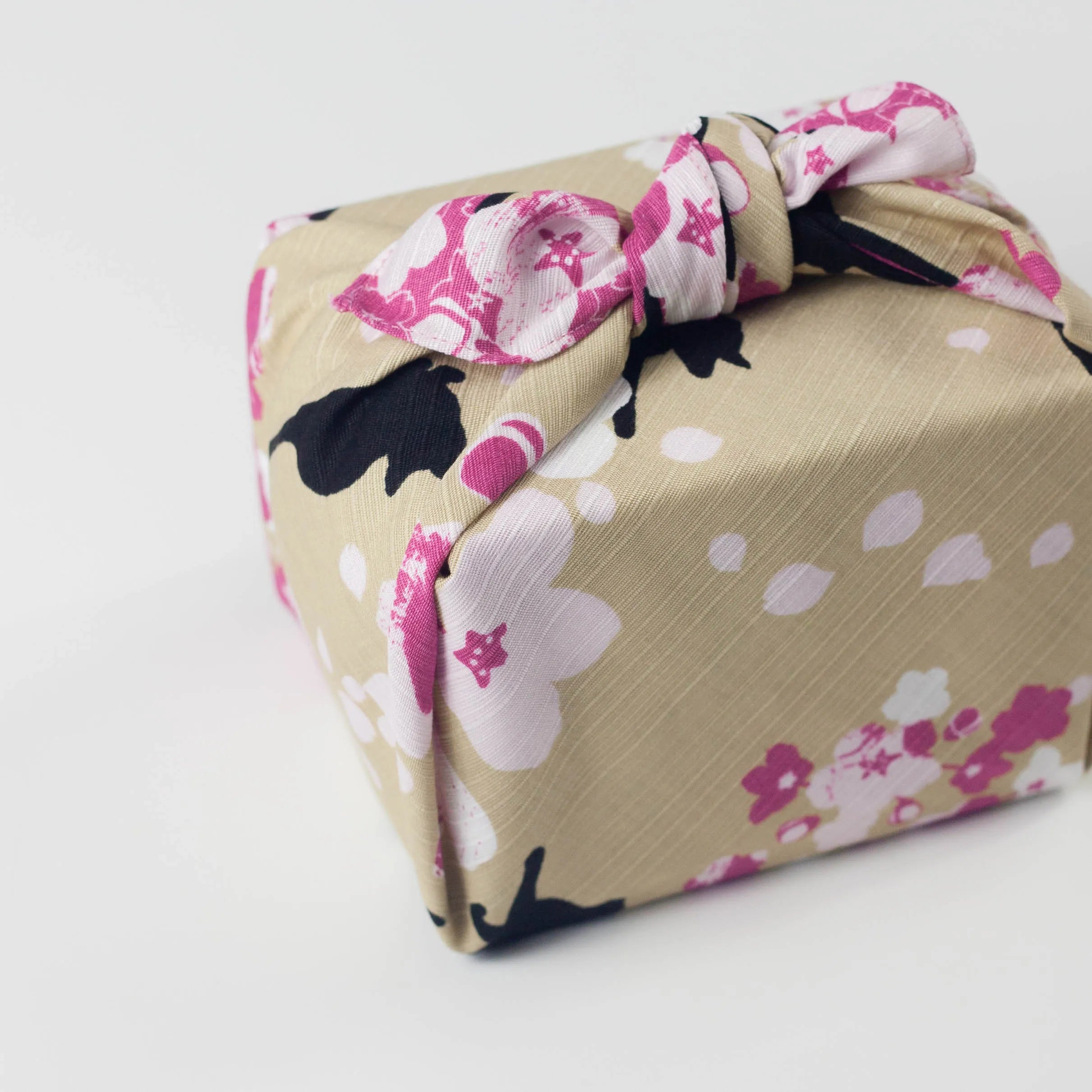 Furoshiki Yuho Neko (50 cm)