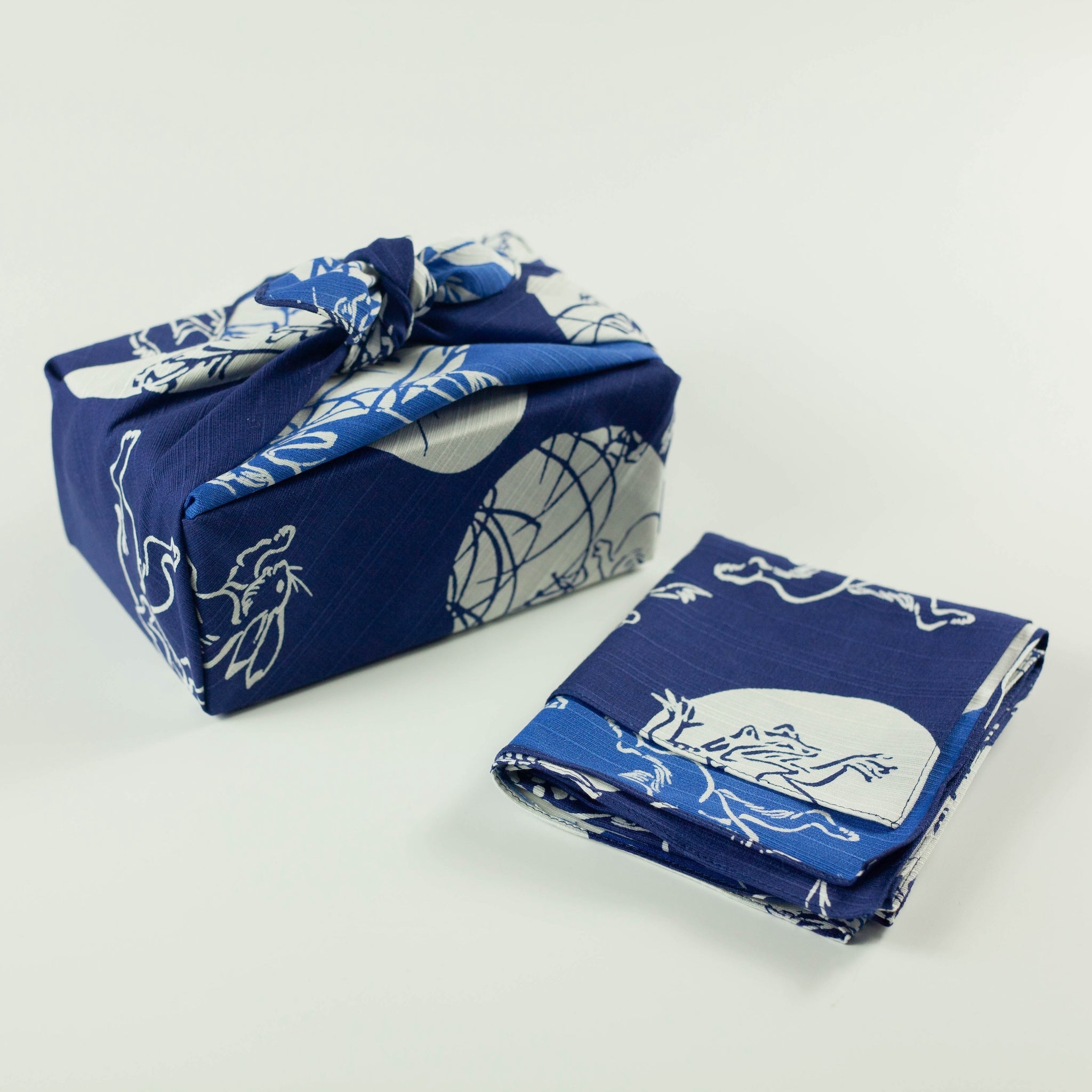 Furoshiki double-face Chôjûgiga (marine et bleu, 50 cm)