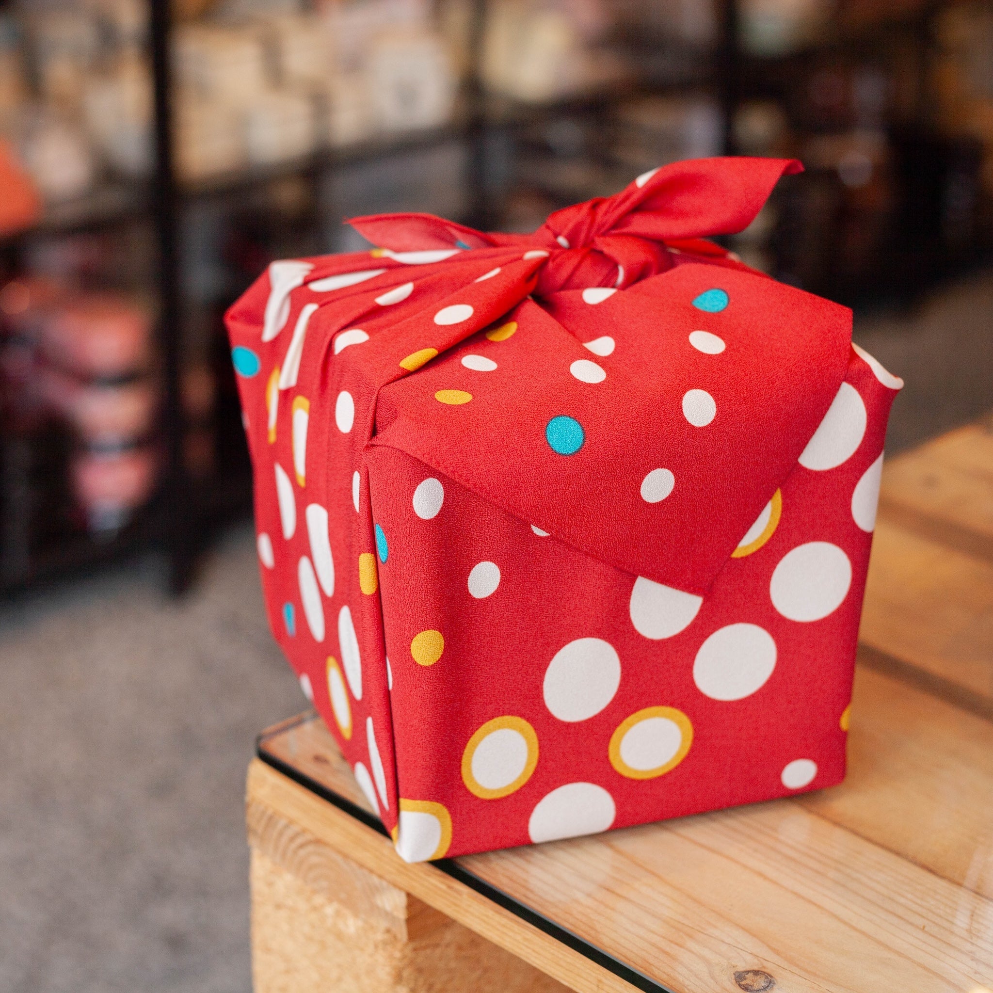 Furoshiki Mizutamashima (rouge, 68 cm)