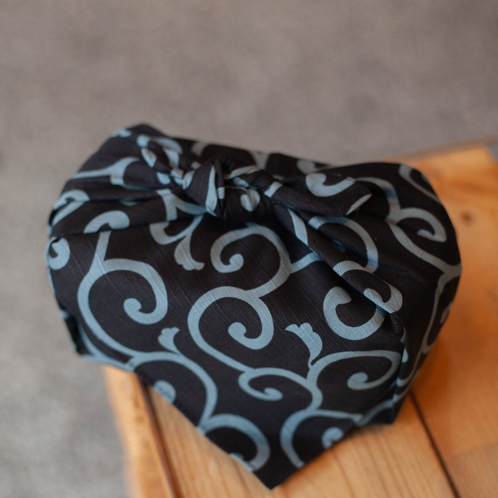 Furoshiki Karakusa (noir, 50 cm)