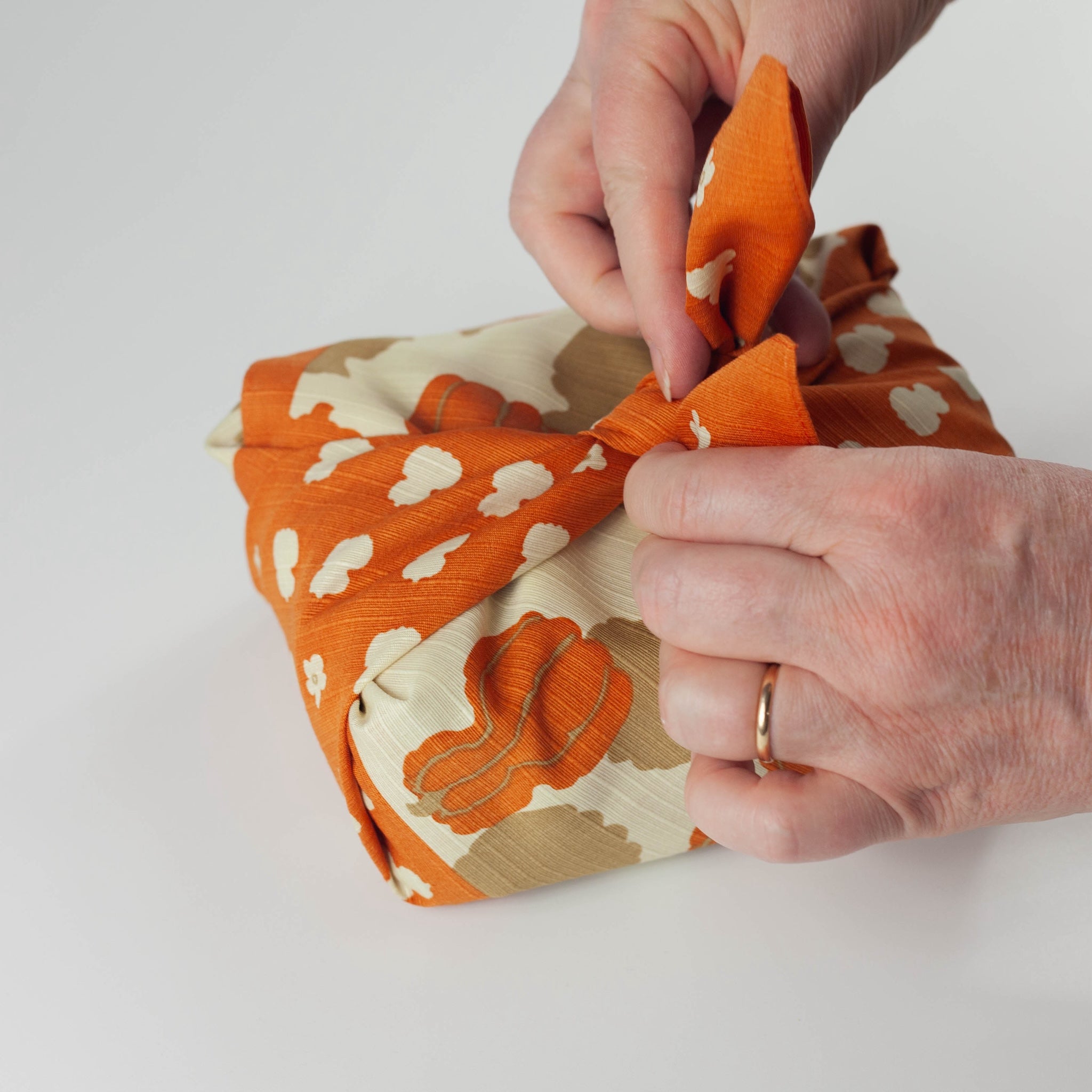 Furoshiki Shishigatani Nankin (orange, 50 cm)