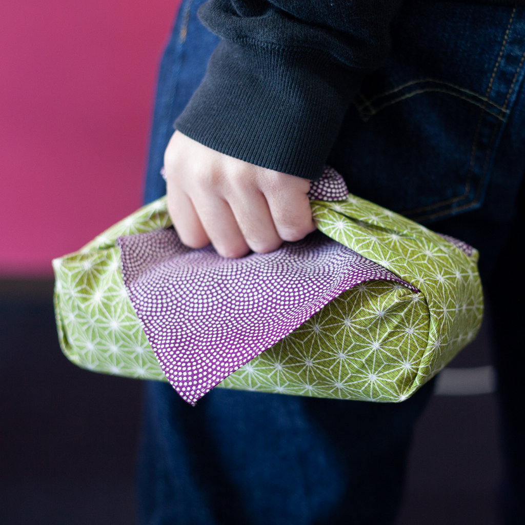 Furoshiki double face Asanoha Nami (violet et vert, 50 cm)