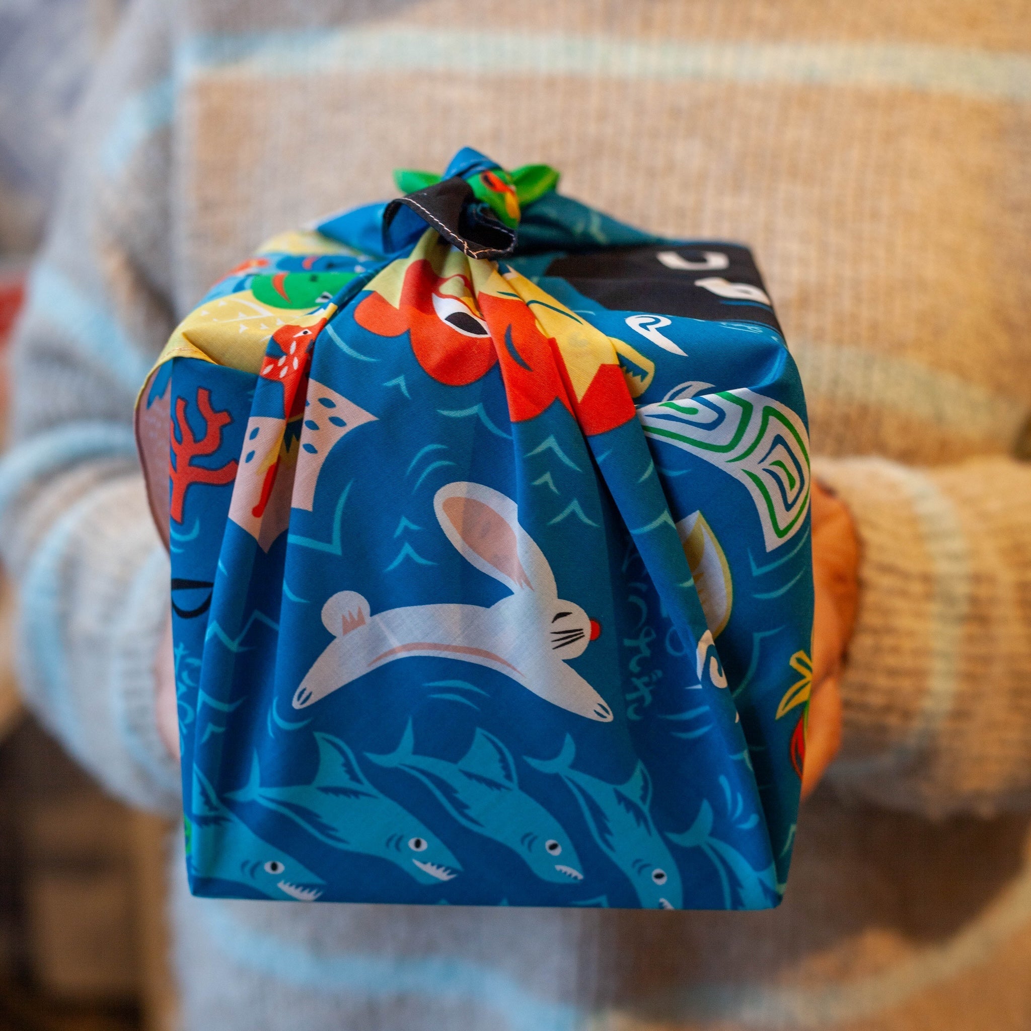 Furoshiki Musubi Cochae - Mukashi Banashi Umi (bleu, 70 cm)