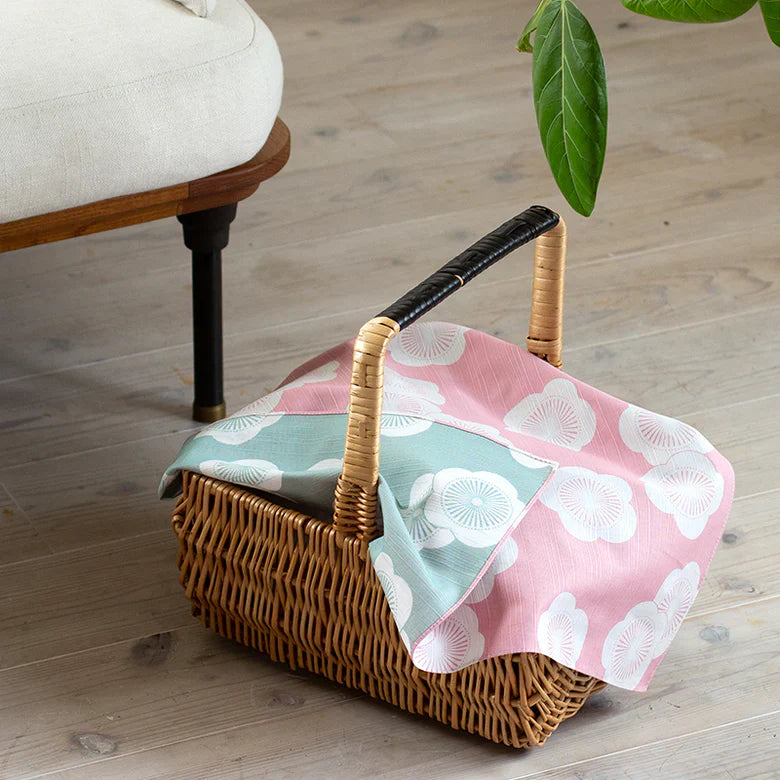 Furoshiki double face Isa Monyo Ume (rose et bleu, 48 cm)