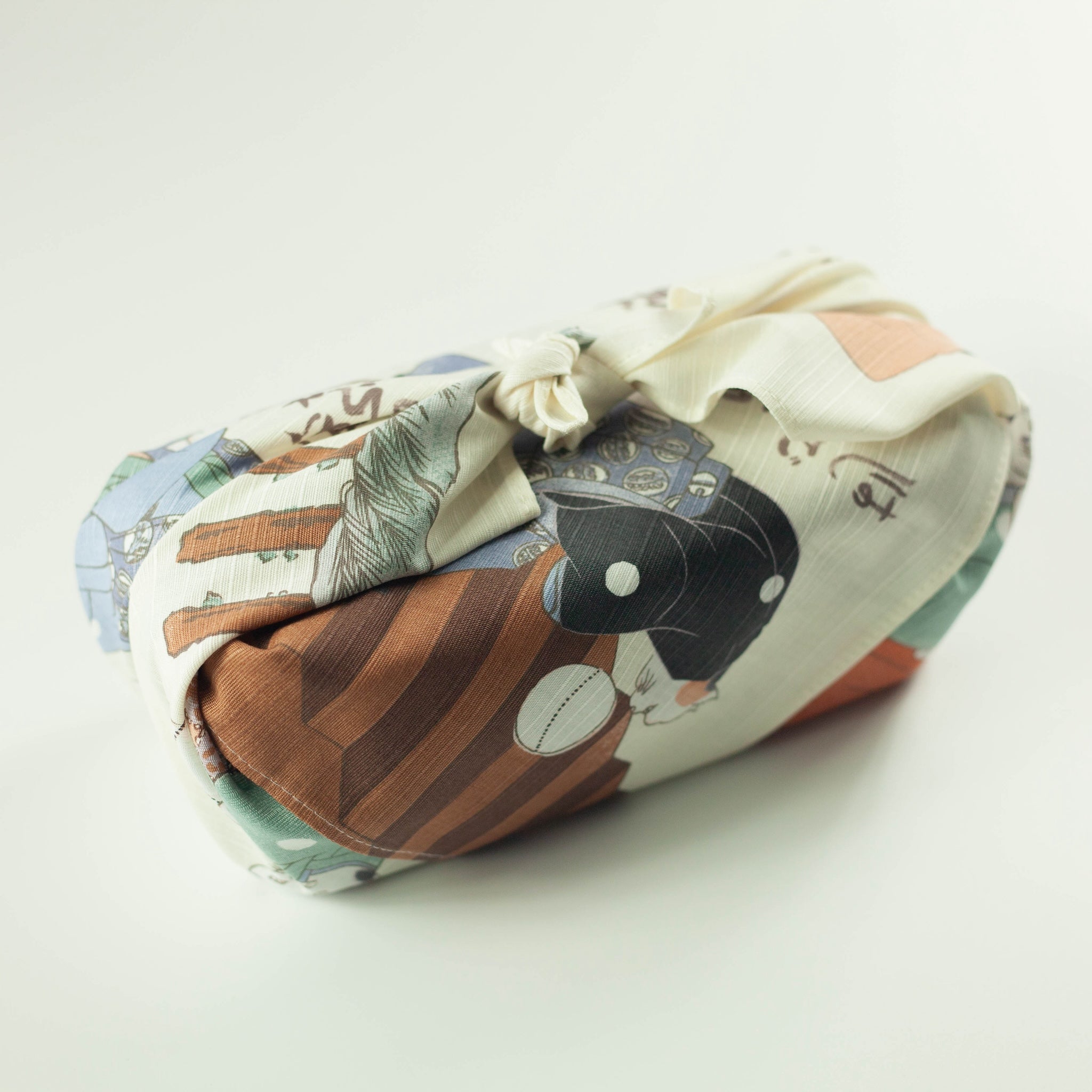 Furoshiki Sumidagawa - Neko Temari (48 cm)