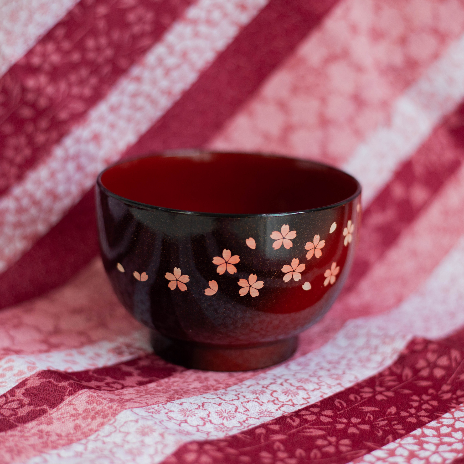 Sakura Petals Shiru Wan Bowl - Bento&co
