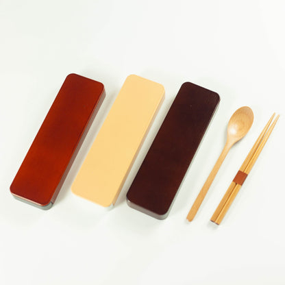 Set de couverts en bois (clair)