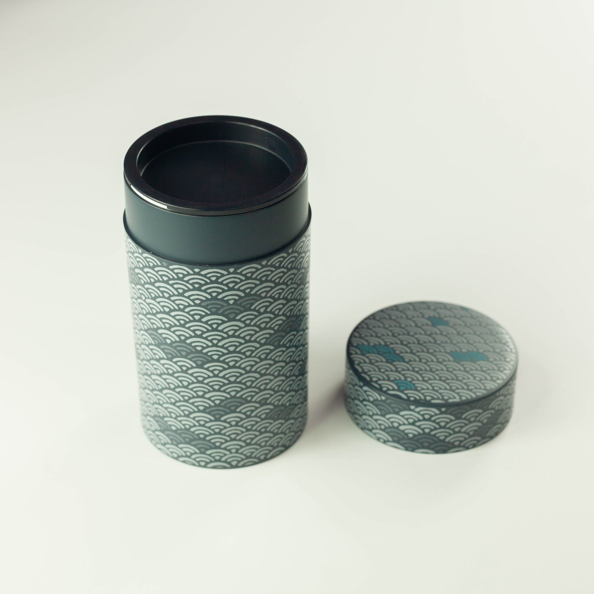 Boîte à thé Seigaiha (650 ml)