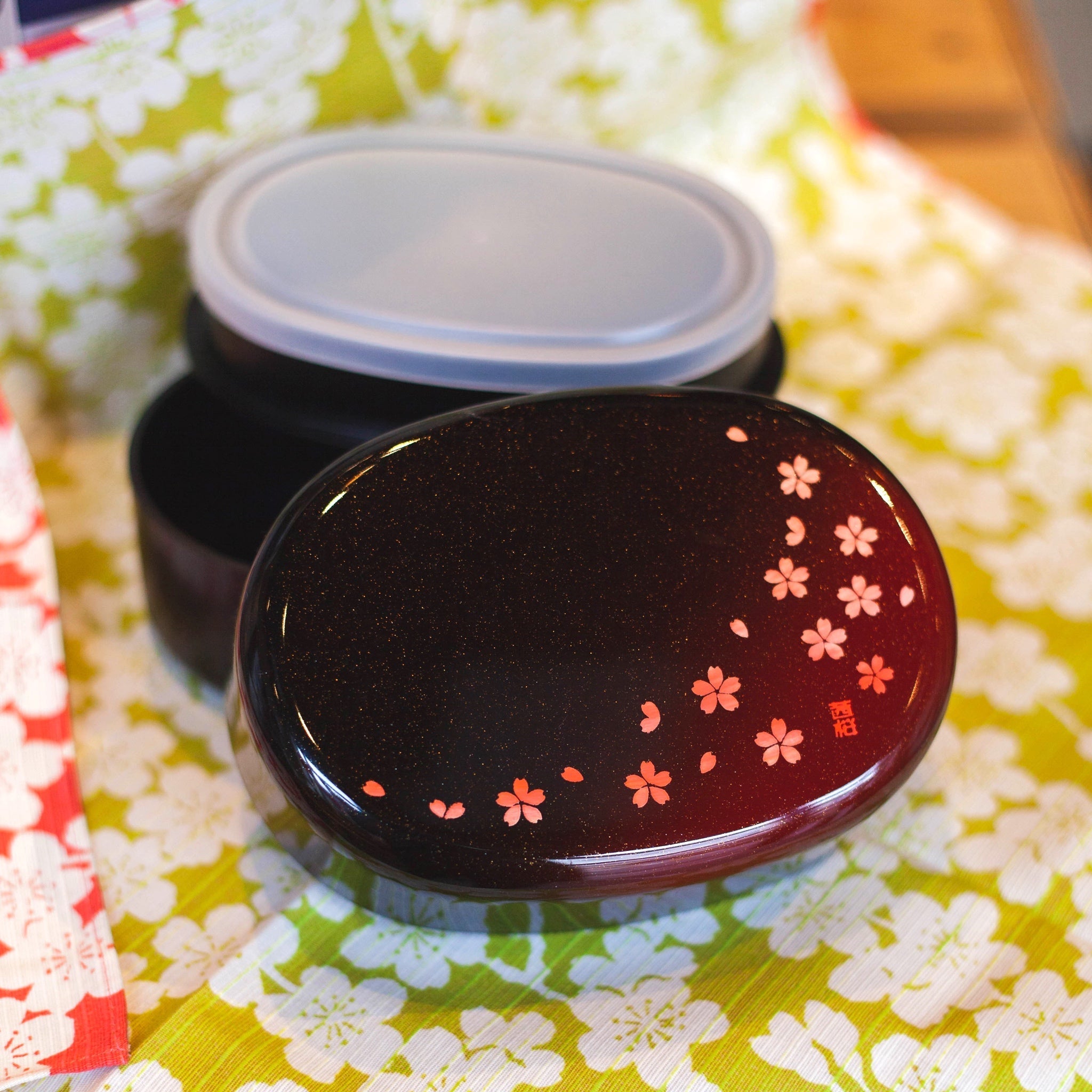 Bento oval Pétales de Sakura