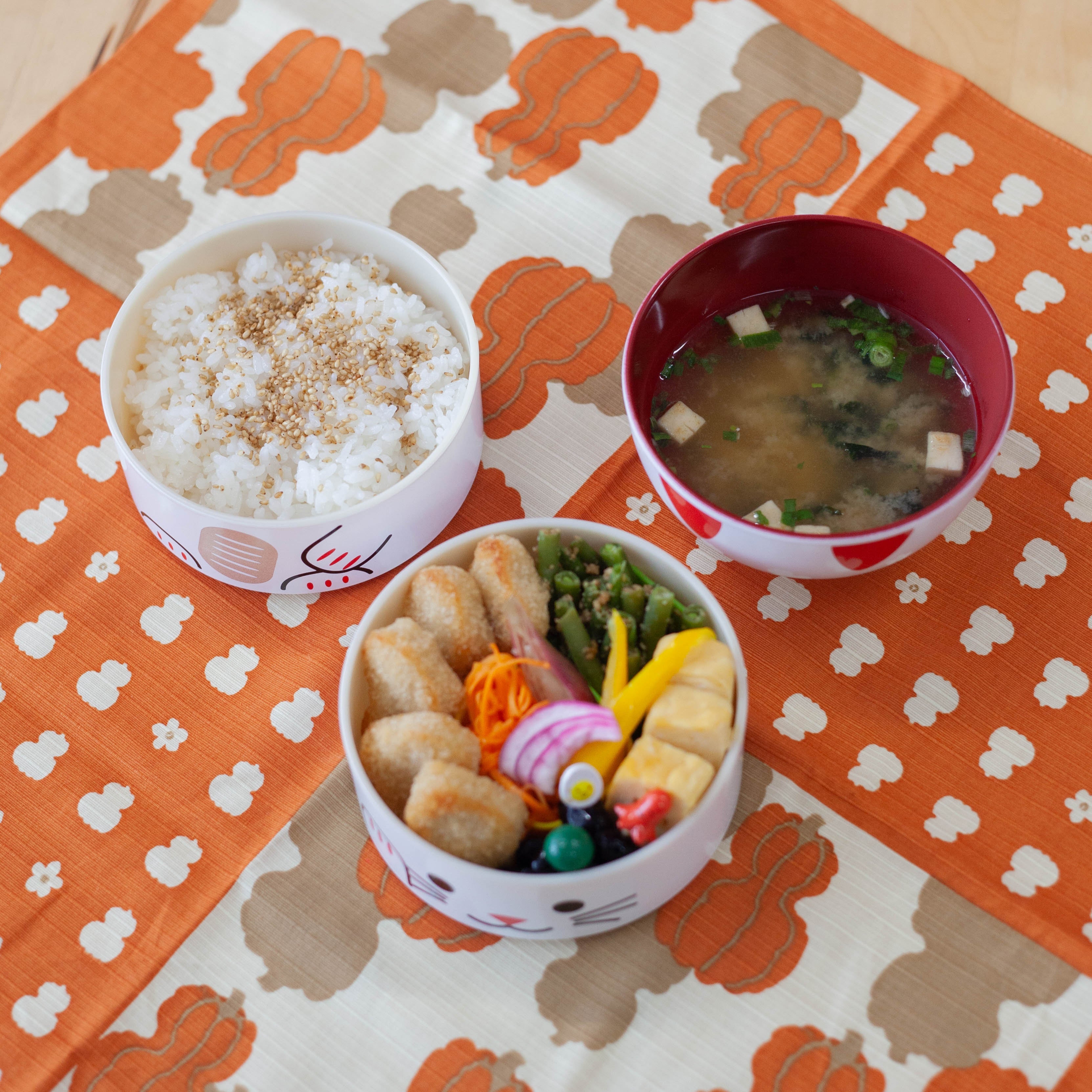 Big Bento Kokeshi - Maneki Neko
