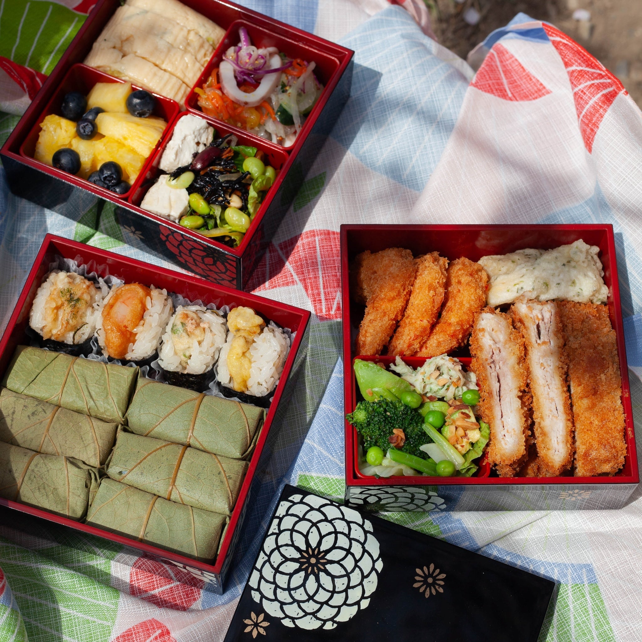 Bento Ojyu Pique-Nique (15x15 cm, 3 étages)