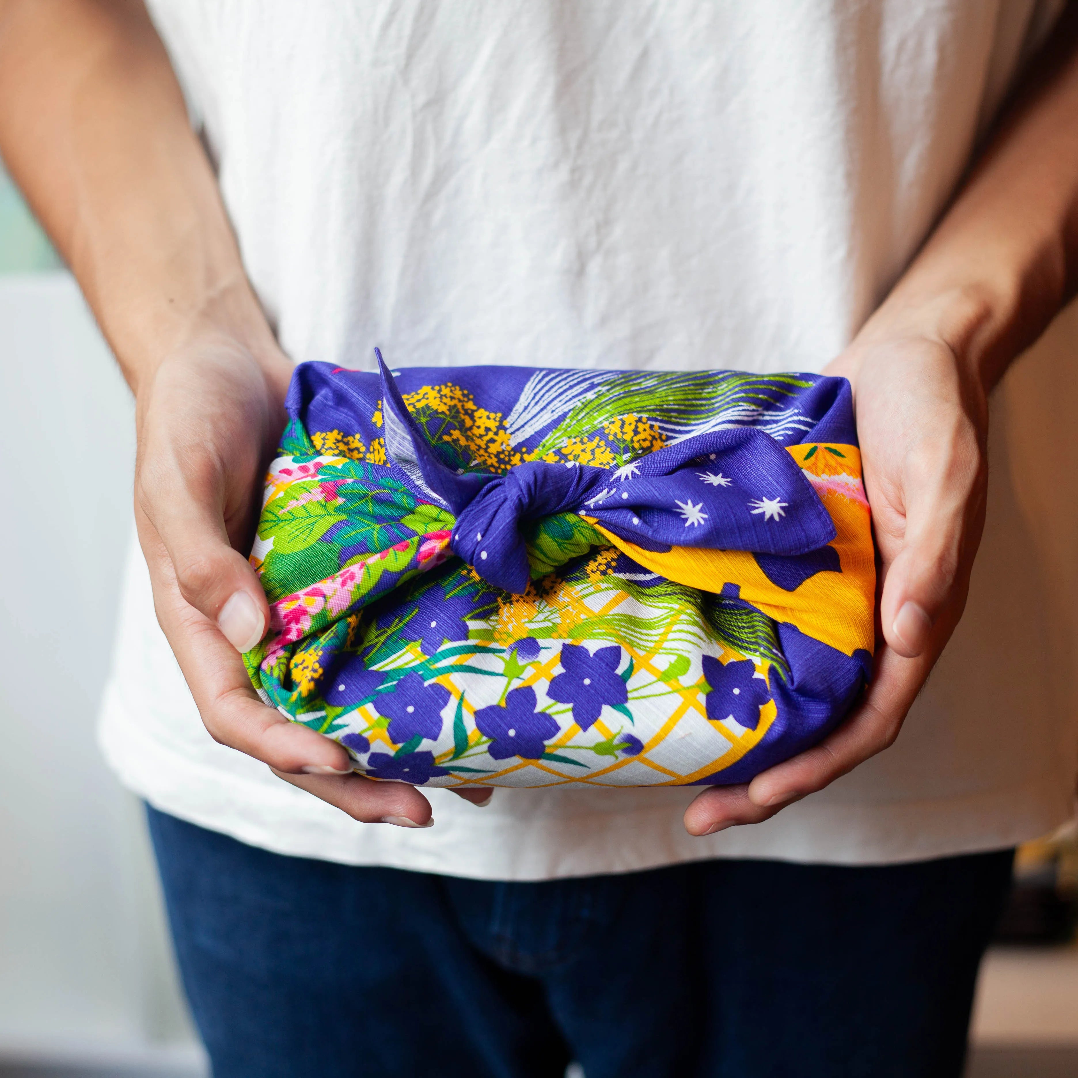 Furoshiki Misato Asayama - O Tsukimi (50cm)