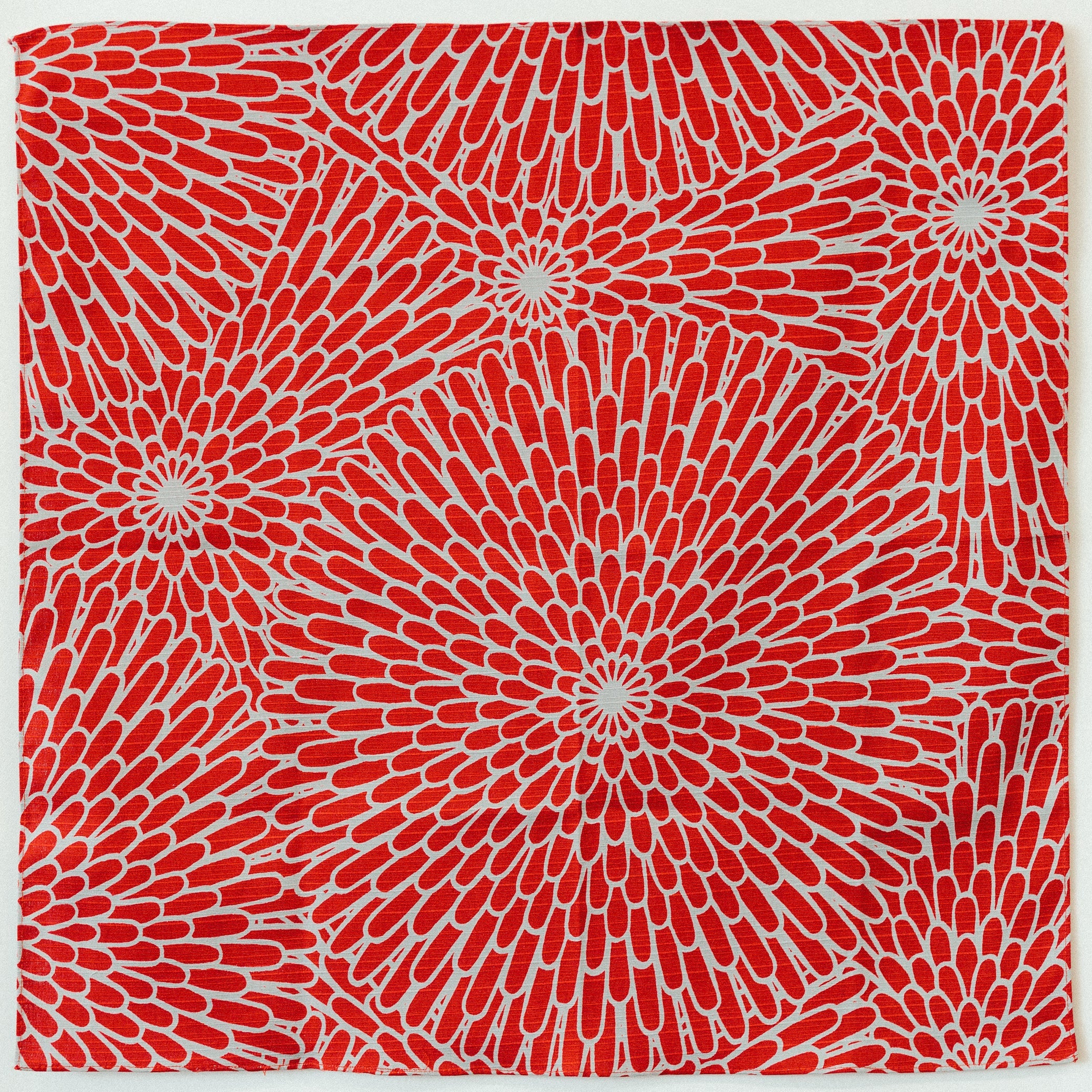 Furoshiki double face Isa Monyo Kiku (rouge et bleu, 48cm)