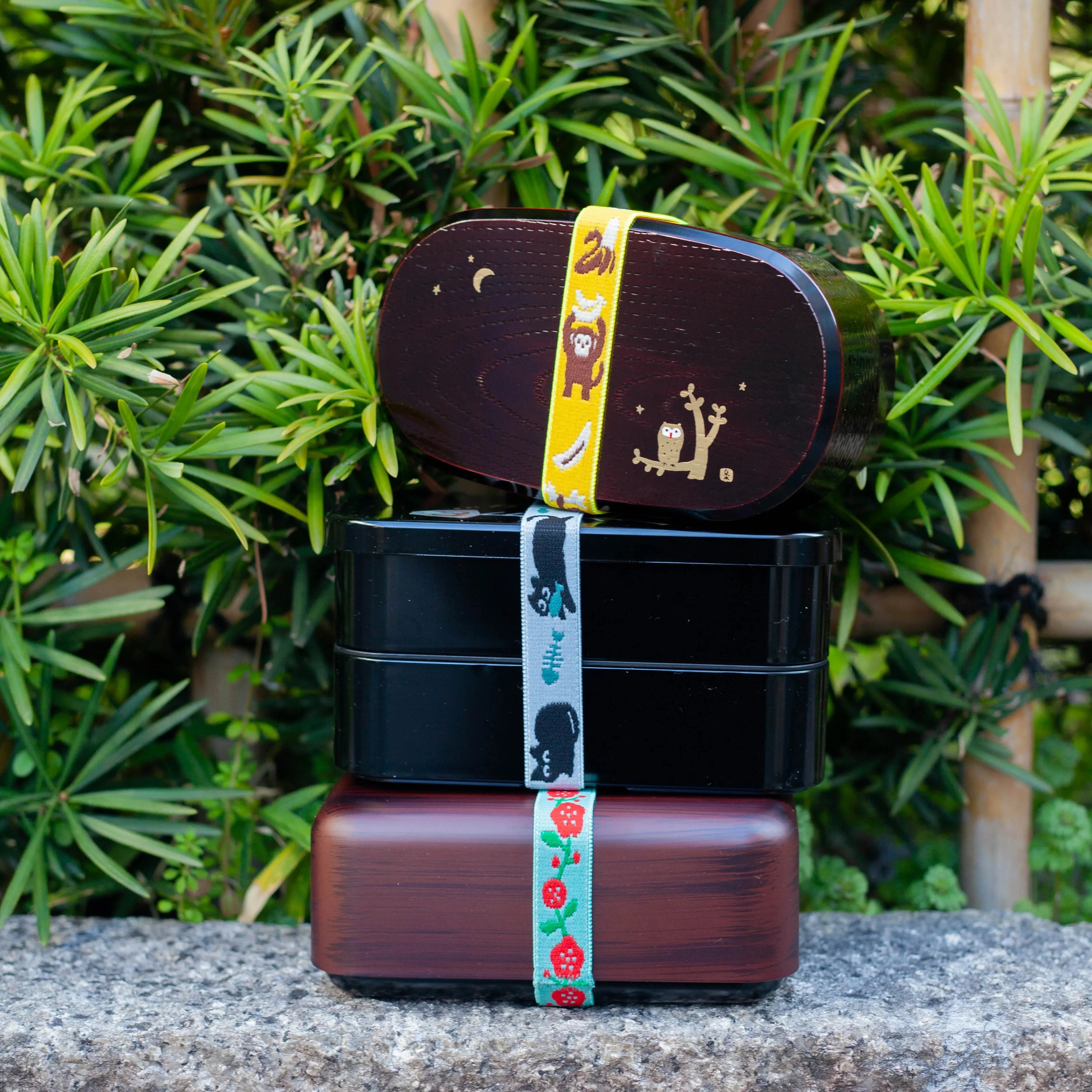 Élastique à Bento Musubi – Saru & Banana