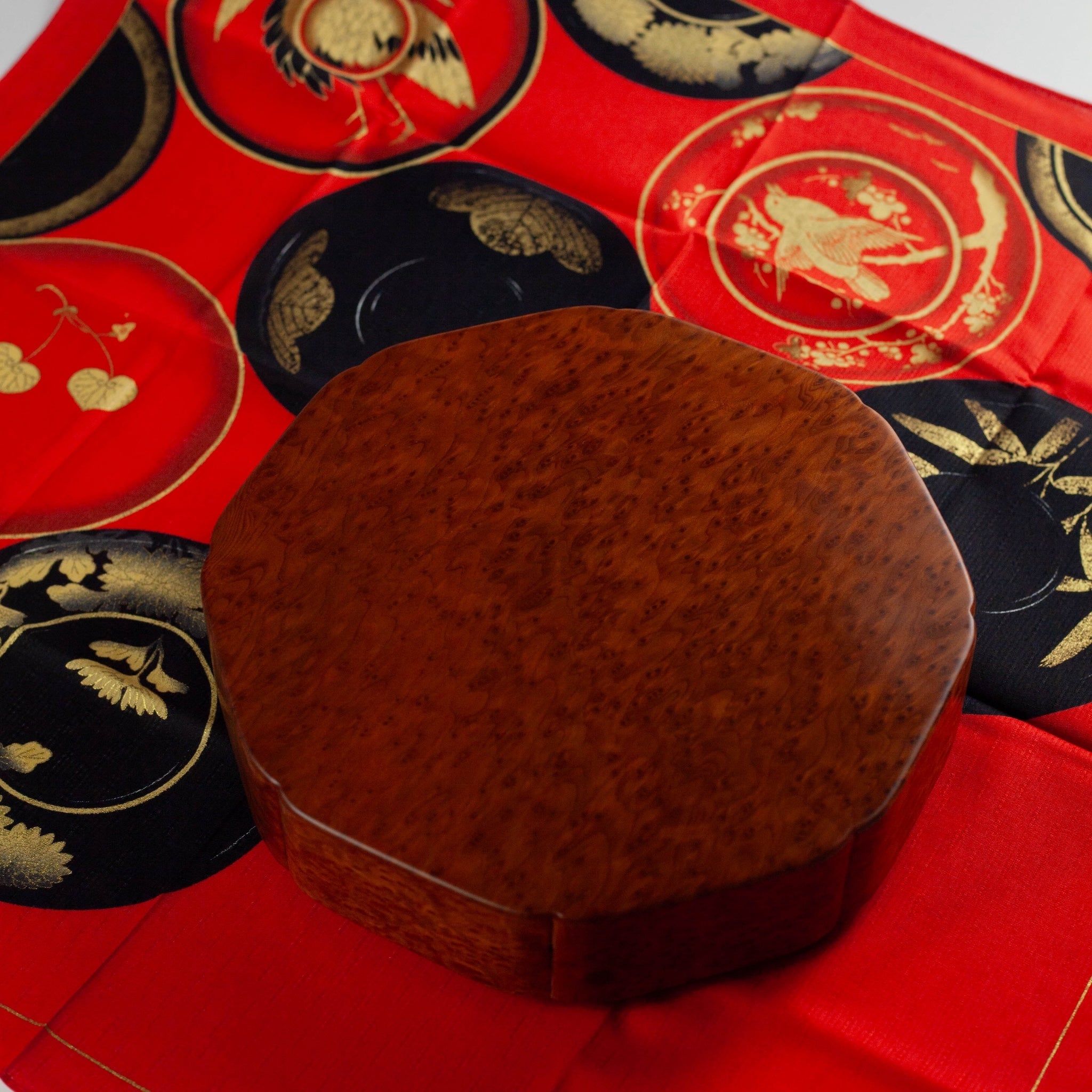 Bento octogonal Miyama (396) - Sugi