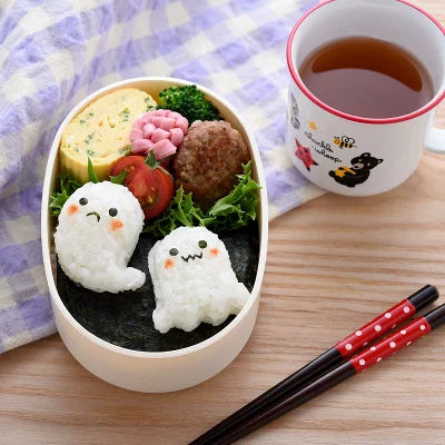 Kleine spook-onigiri-mallen