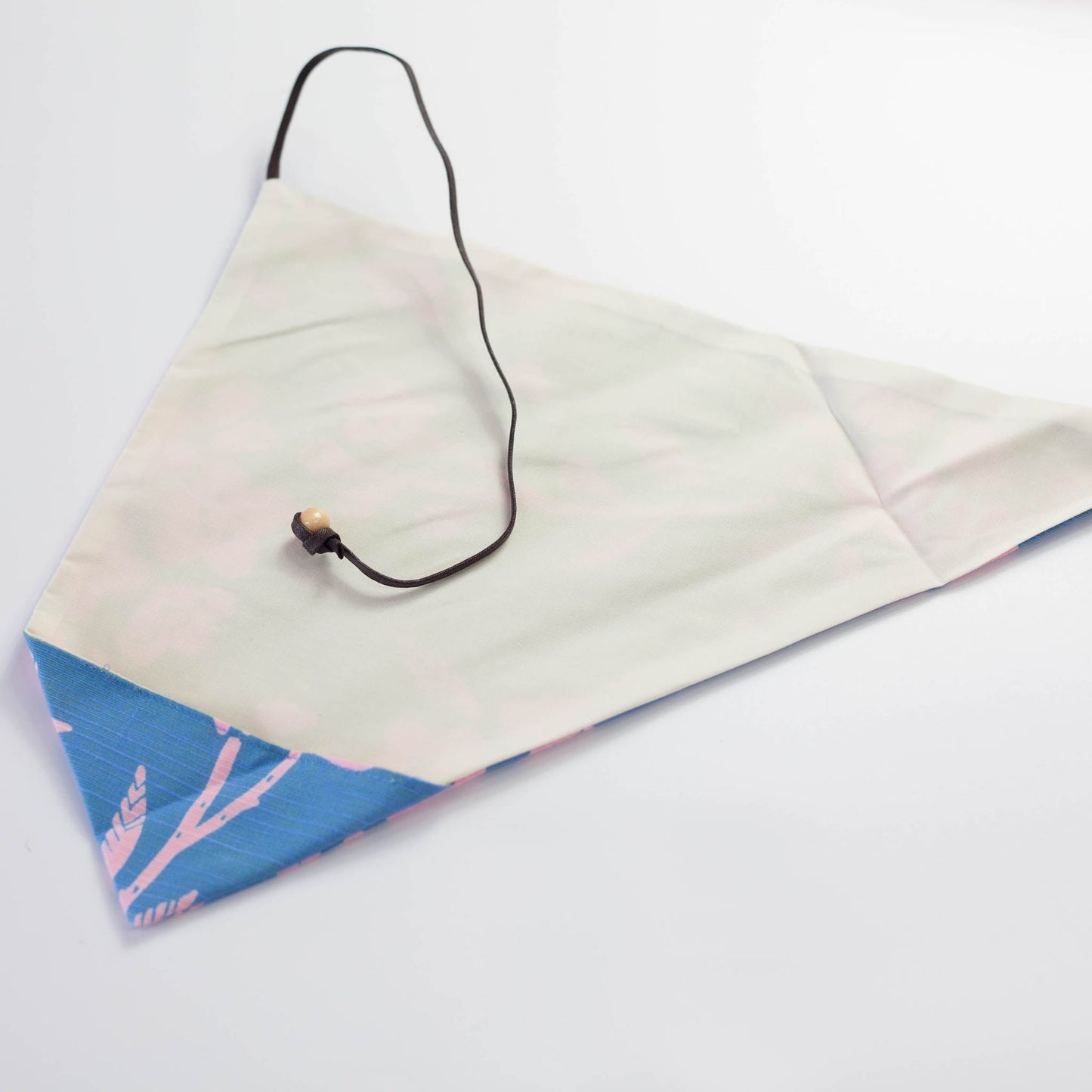 Origineel Sakura furoshiki eetstokjesdoosje (blauw)