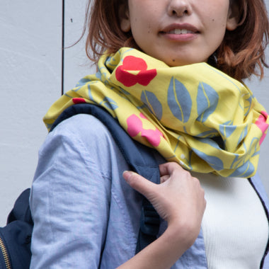 Furoshiki Aquadrop Hana Karakusa (jaune, 100 cm)