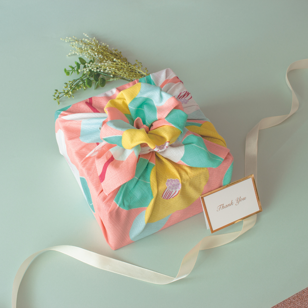 TUTO FUROSHIKI L'Emballage Cadeau de Bouteille – Adeline Klam