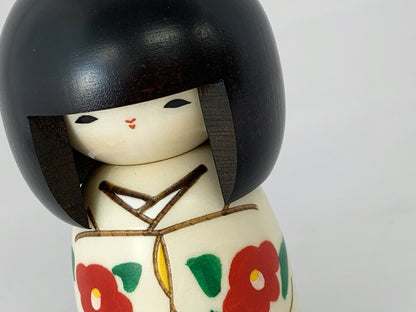 Bambola in legno Kokeshi | Nastro 